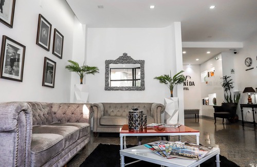 Povoa De Varzim Hotel | Hotel Avenida