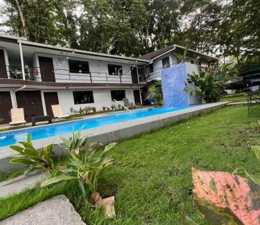Cahuita Hotel | Hotel Azul Coral