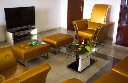 Yaounde Hotel | Hotel Azur