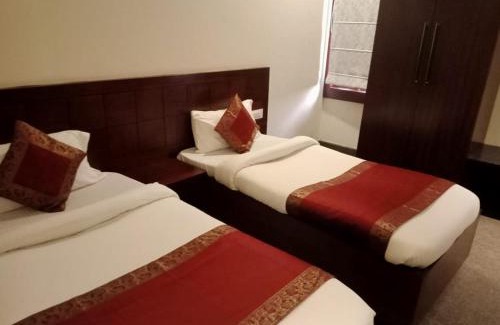 Varanasi Hotel | Hotel Azure