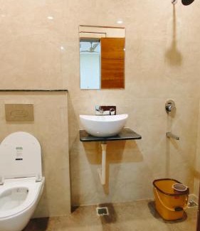 Mathura Hotel | Hotel Babylon Elegance near krishna janam bhoomi