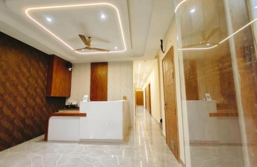 Mathura Hotel | Hotel Babylon Elegance near krishna janam bhoomi