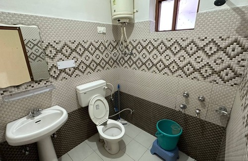 Dharamshala Hotel | Hotel Bacpacker inn