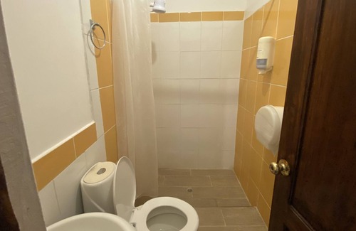 Bahía de Caráquez Hotel | Hotel Bahia B&B