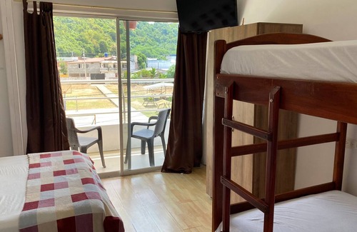Bahía de Caráquez Hotel | Hotel Bahia B&B
