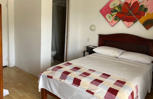 Bahía de Caráquez Hotel | Hotel Bahia B&B