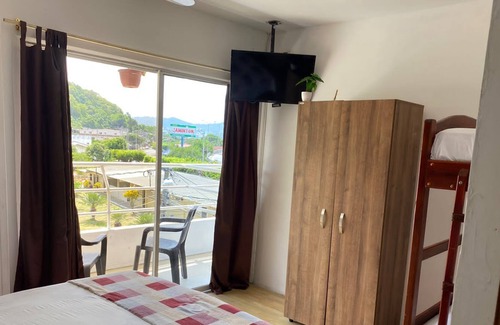 Bahía de Caráquez Hotel | Hotel Bahia B&B