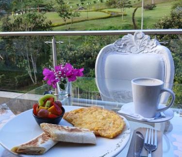 Guatape Hotel | Hotel Bahia Del Faro