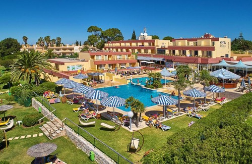 Vale de Centianes Hotel | Hotel Baia Cristal Beach & Spa Resort