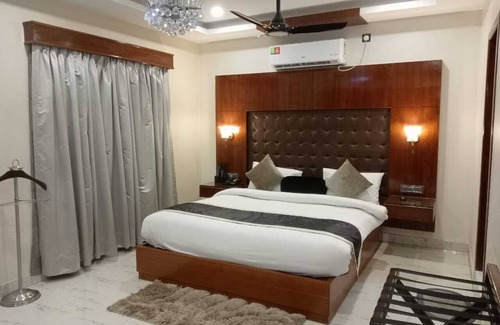 Deoghar Hotel | Hotel Baidyanath