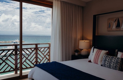 Puerto Bahia Complejo | Hotel Bannister by Mint