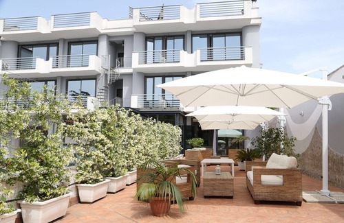 Giugliano in Campania Hotel | Hotel Barbarella