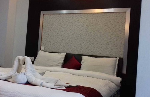 Shillong Hotel | Hotel Barbereek Inn