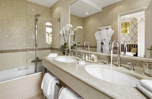 Cap-d'Antibes Hotel | Hotel Belles Rives