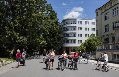 Podebrady Hotel | Hotel Bellevue Tlapak