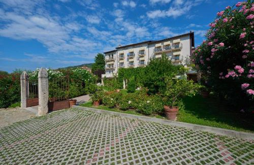 Torri del Benaco Hotel | Hotel Belvedere