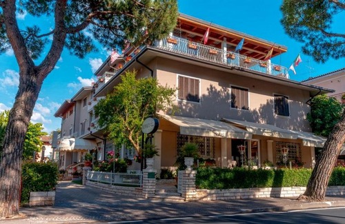 Colombare Hotel | Hotel Benaco