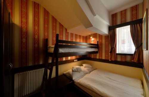 Stare Splavy Hotel | Hotel Berg