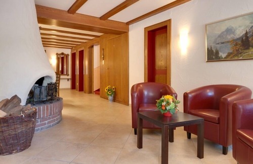 Gmain Hotel | Hotel Bergfried Schoenblick