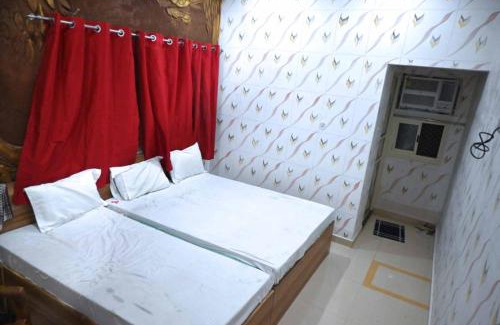 Varanasi Hotel | Hotel Bhagwaan Das In Varanasi