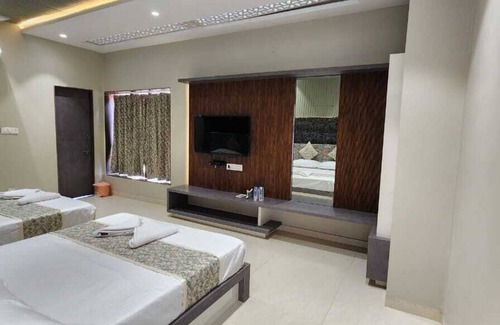Abu Road Hotel | Hotel Bhagya Laxmi