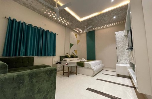 Abu Road Hotel | Hotel Bhagya Laxmi