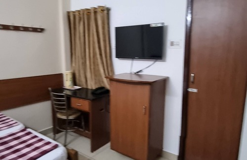 Periamet Cabina | Hotel Bharath