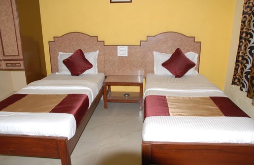 Hyderabad Casa | Hotel Bhavani Lodge