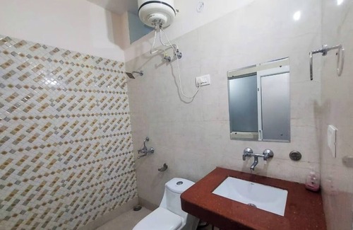 Mussoorie Hotel | Hotel Binog Breeze