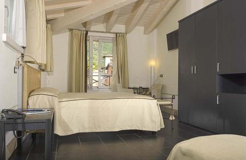 Bogliaco Hotel | Hotel Bogliaco