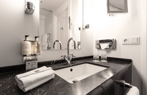 Downtown Hotel | Hotel Borg by Keahotels