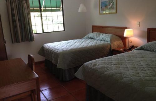 Managua Hotel | Hotel Brandts Los Robles de San Juan