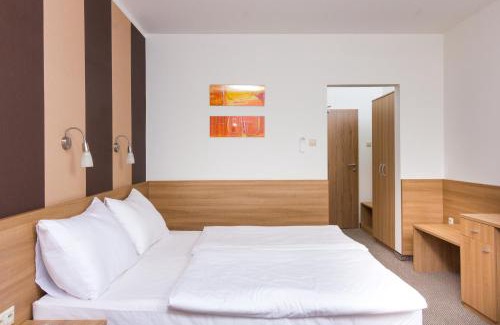 Ruzinov Hotel | Hotel Bratislava