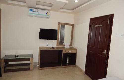 Siliguri Hotel | HOTEL BREEZE NEW JALPAIGURI