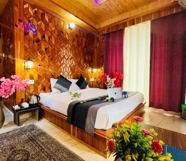 Kasol Hotel | Hotel Brownie River View