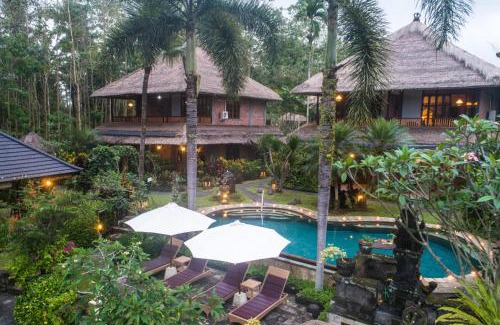 Kedewatan Casa | Hotel Bunga Permai