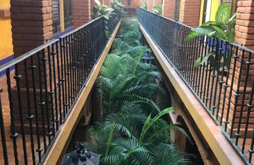Iguala de la Independencia Hotel | Hotel Colonial Rivera
