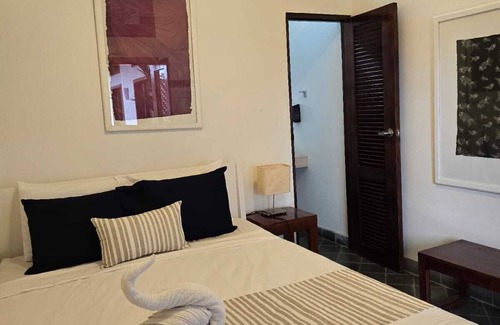 Leon Hotel | Hotel Cafe Azul