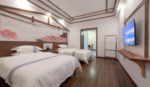 Yongding Casa | Hotel California Zhangjiajie