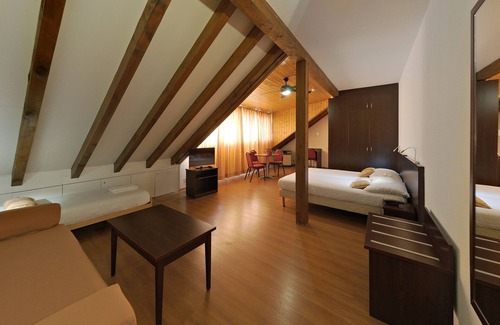 Les Eaux-Vives Hotel | Hotel Calvy