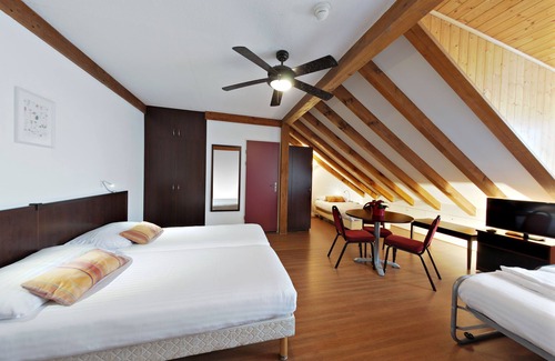 Les Eaux-Vives Hotel | Hotel Calvy
