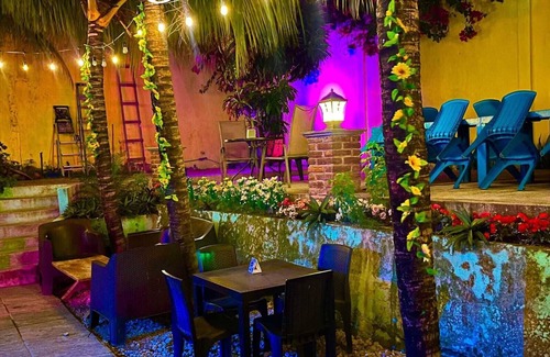 Granada Hotel | Hotel Camaleon - Colonial Stay & Views