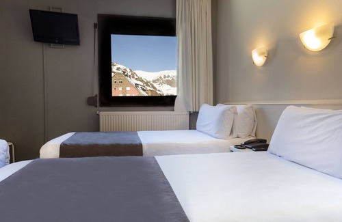 Pas de la Casa Hotel | Hotel Camel.lot by Nexta