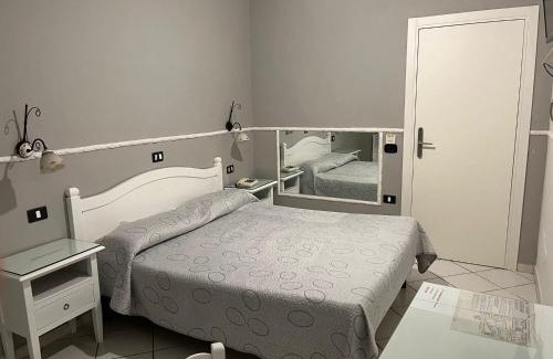 Casalnuovo di Napoli Hotel | Hotel Caribe