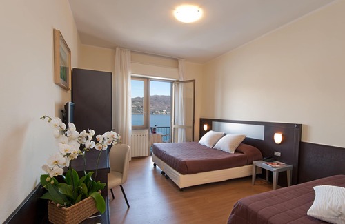 Feriolo Hotel | Hotel Carillon