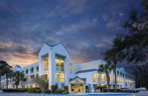 Palmetto Dunes Hotel | Hotel Carolina A Days Inn by Wyndham