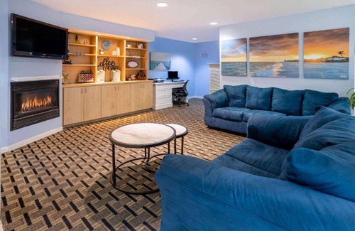 Palmetto Dunes Hotel | Hotel Carolina A Days Inn by Wyndham