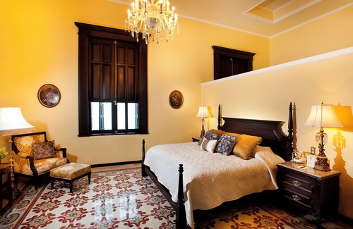 Zona Paseo Montejo Hotel | Hotel Casa Azul