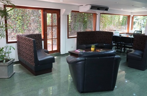 San Pedro Sula Hotel | Hotel Casa del Arbol