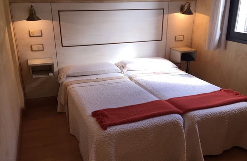 Centro de Pamplona Hotel | Hotel Castillo de Javier
